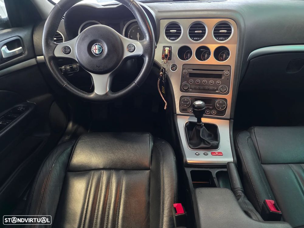 Alfa Romeo 159 Sportwagon 2.0 JTDm Distinctive - 9