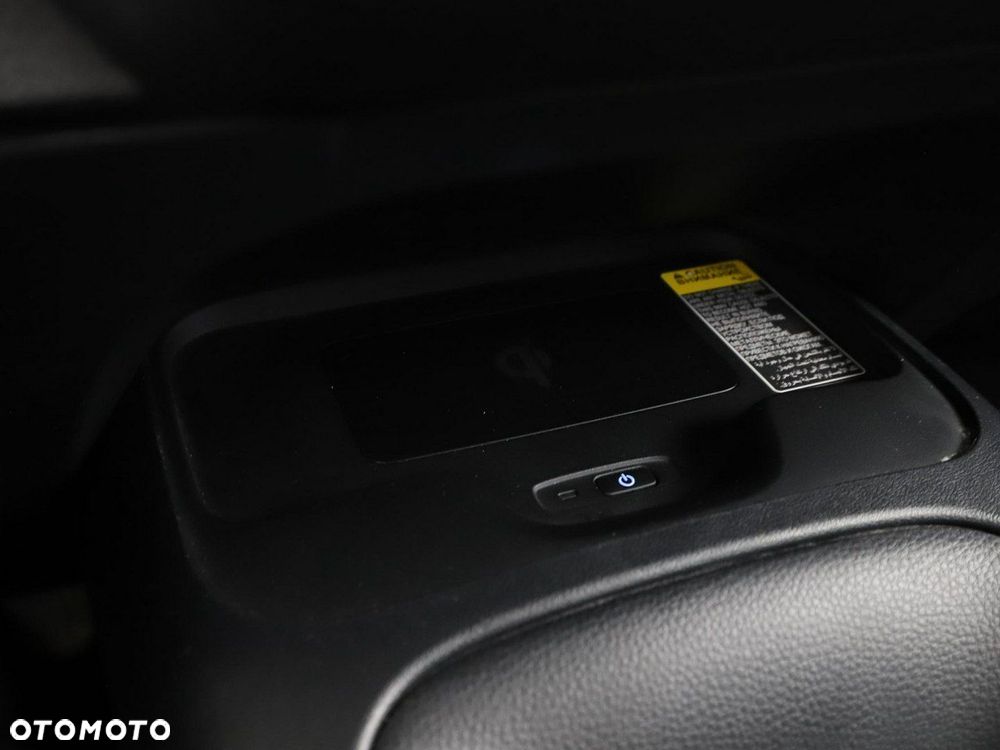 Toyota Corolla 1.8 Hybrid Comfort - 28