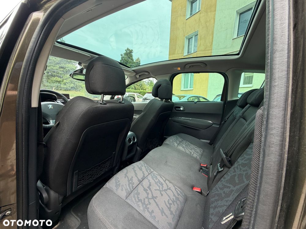 Peugeot 3008 1.6 HDi Premium - 26