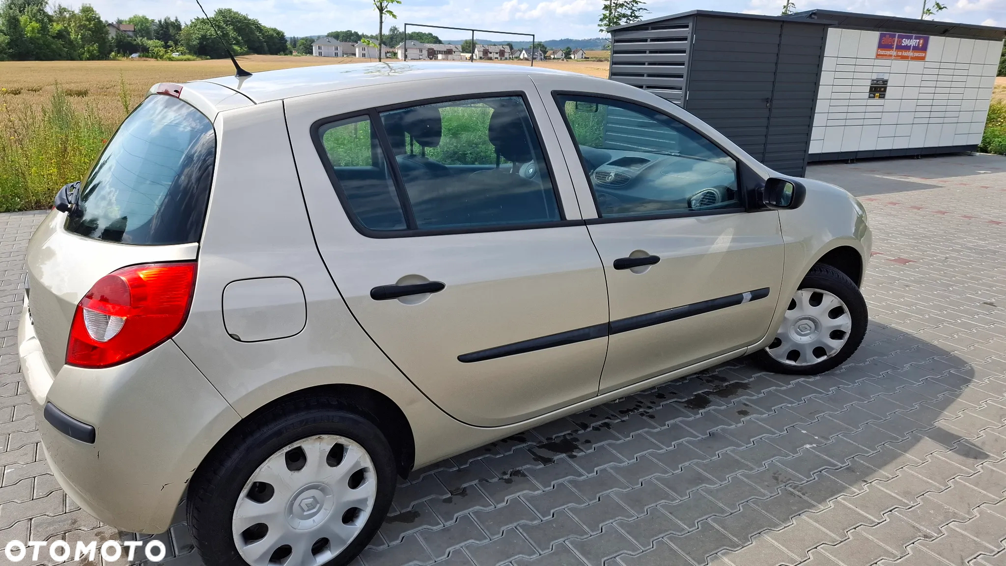 Renault Clio 1.2 16V Authentique - 15