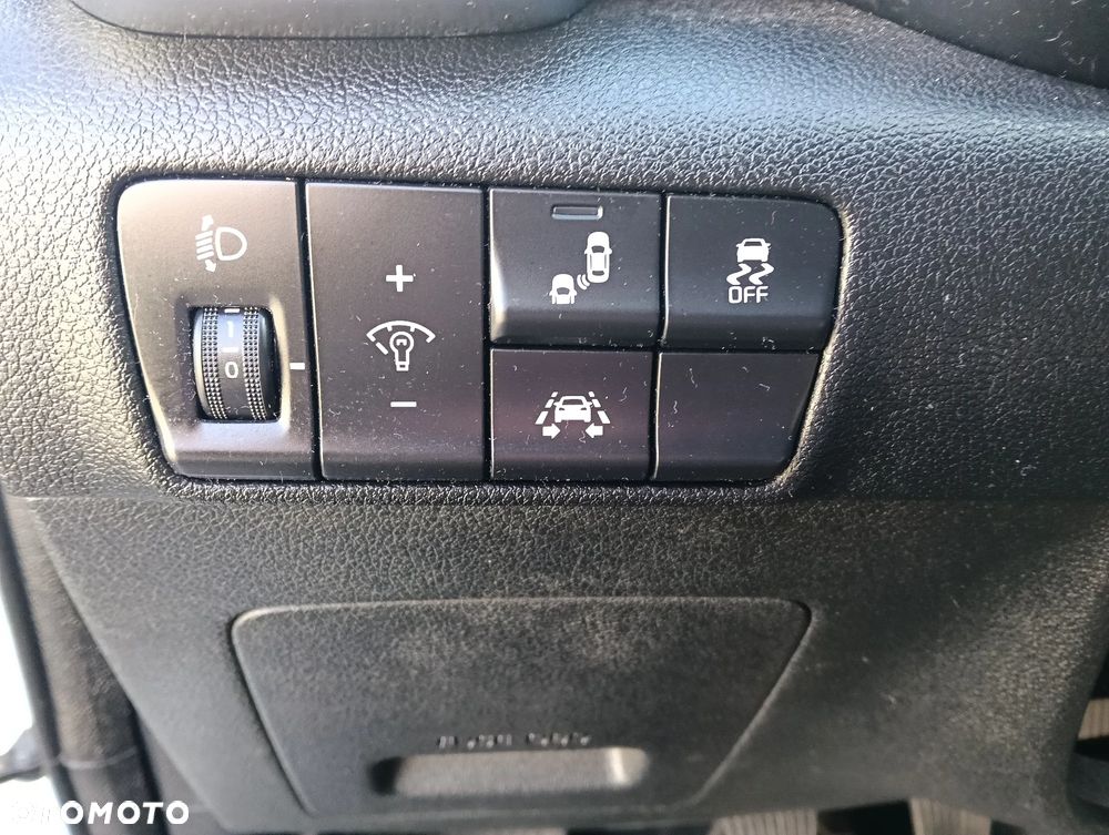 Kia Sportage 1.6 T-GDI 2WD SPIRIT - 27