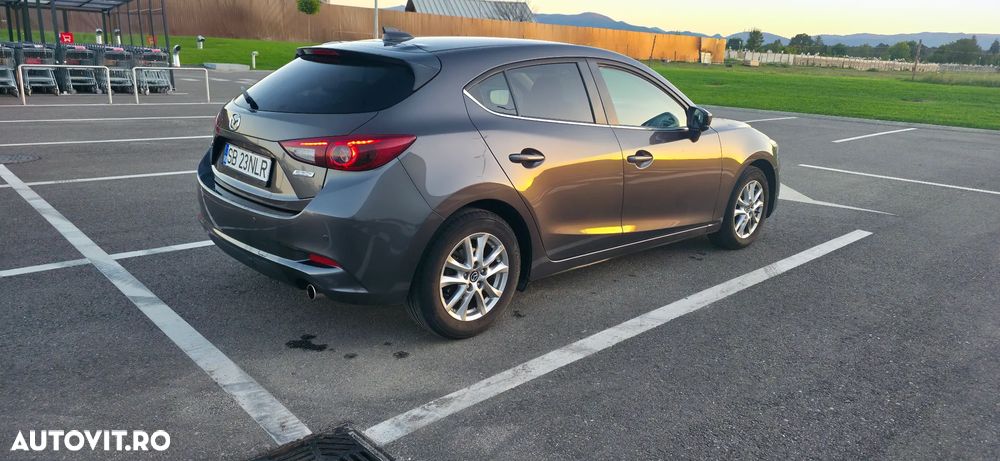 Mazda 3 G120 Attraction - 7