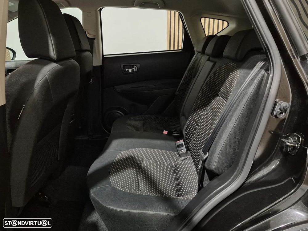 Nissan Qashqai 1.6 Acenta 17 - 20