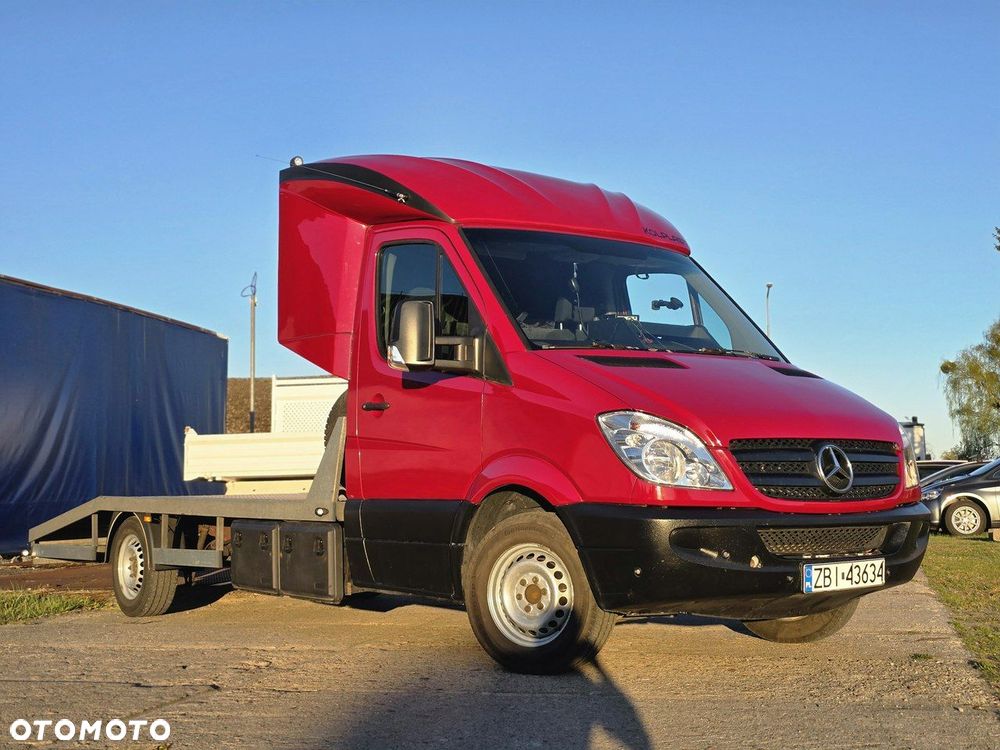 Mercedes-Benz Sprinter - 9