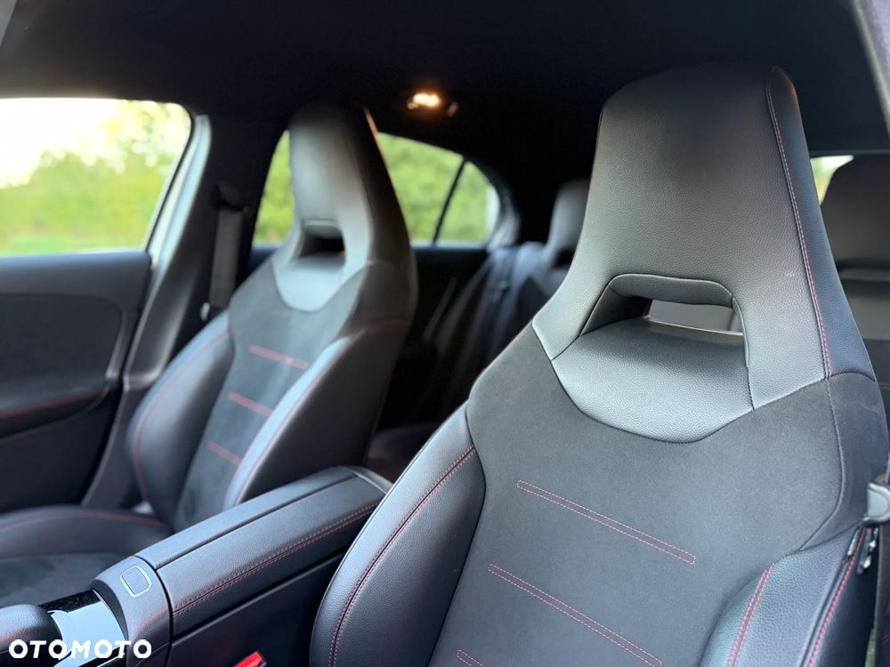 Mercedes-Benz Klasa A 180 AMG Line 7G-DCT - 12