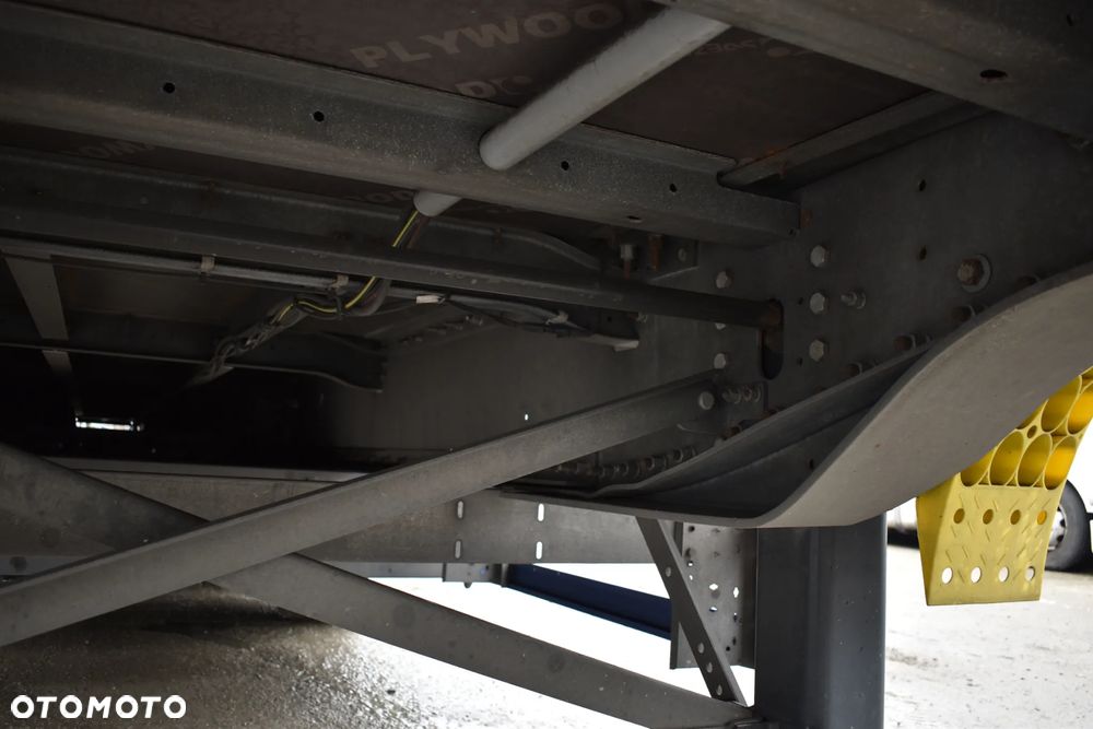 Schmitz Cargobull - 14