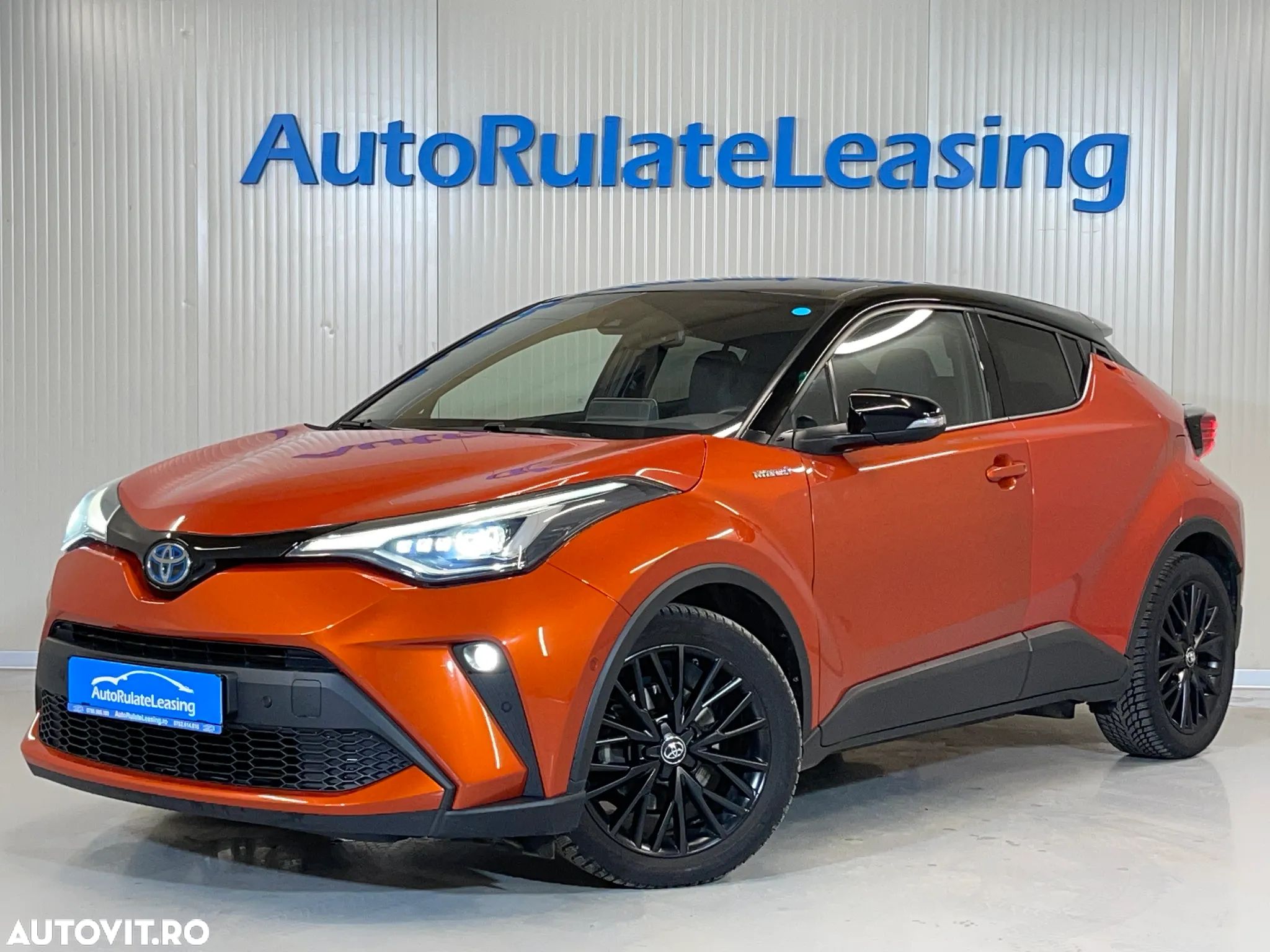 Toyota C-HR 2.0 HSD 184 CP 4x2 CVT Classy Bi-Tone - 1