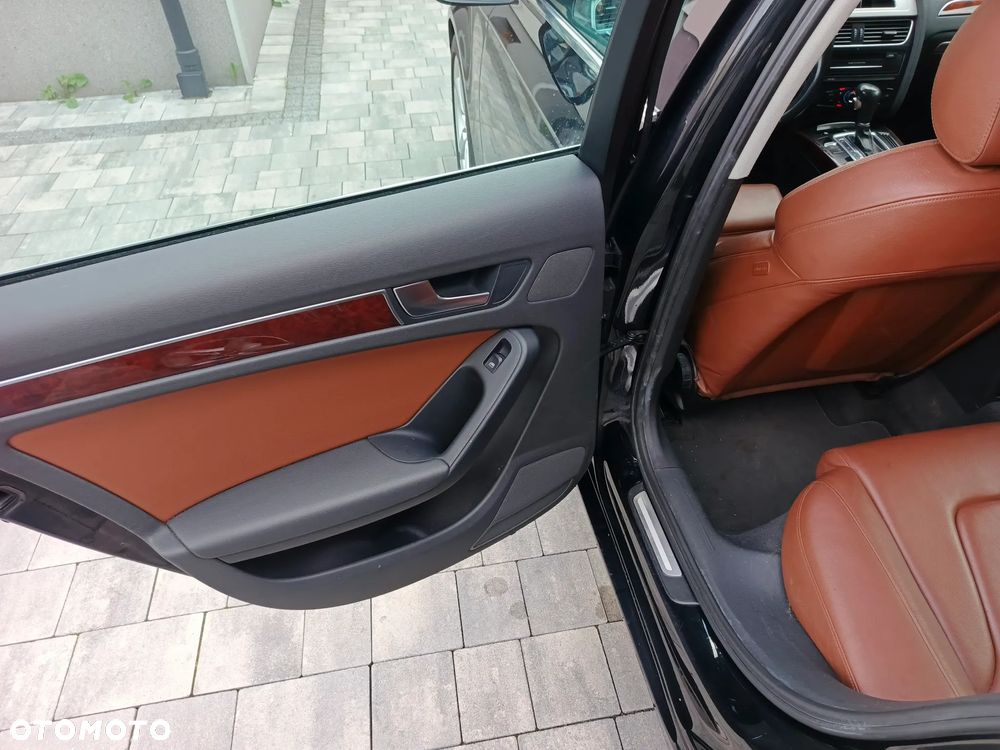 Audi A4 Avant 2.0 TDI Limited Edition Multitr - 33