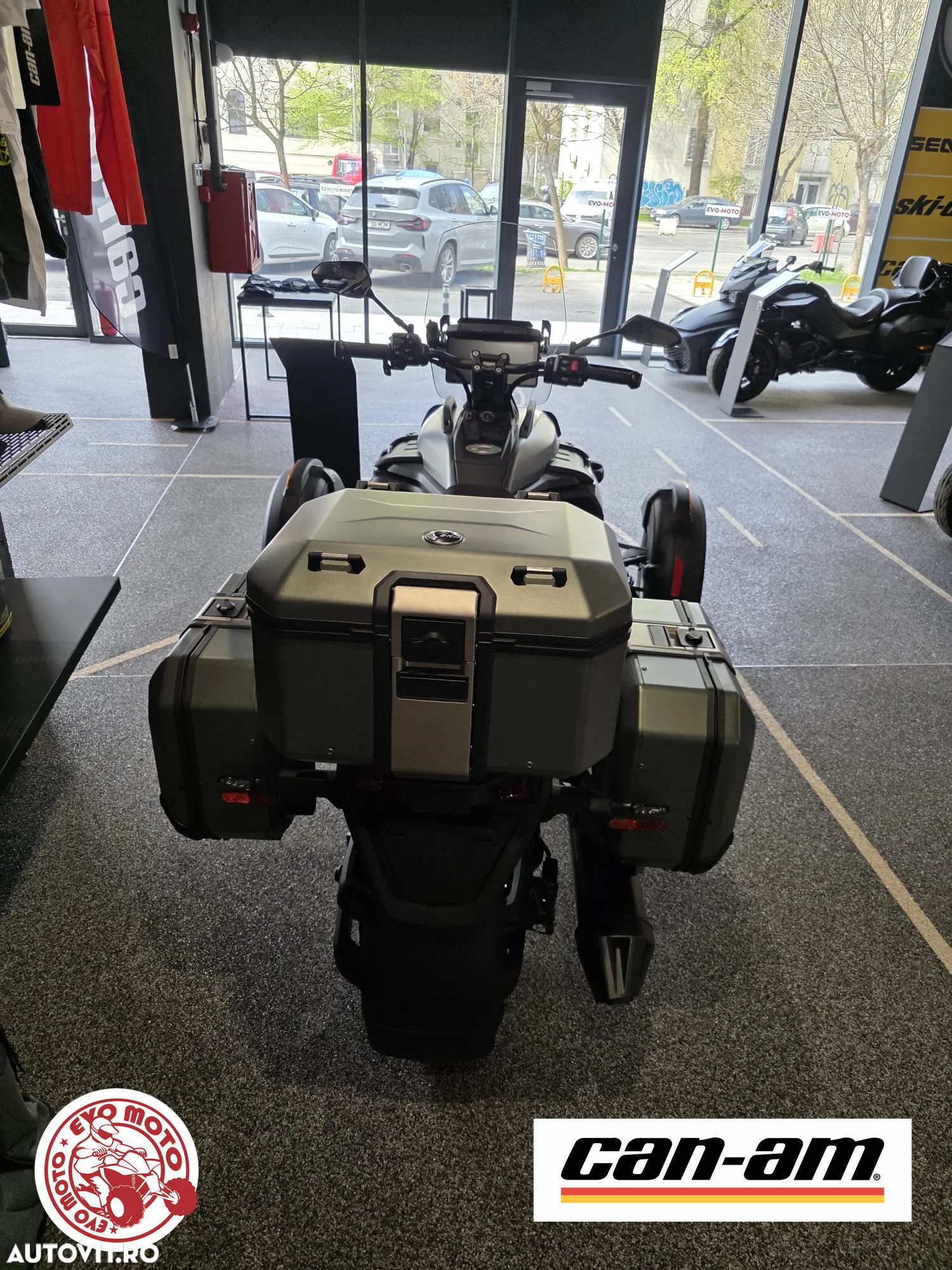 Can-Am Altul - 3