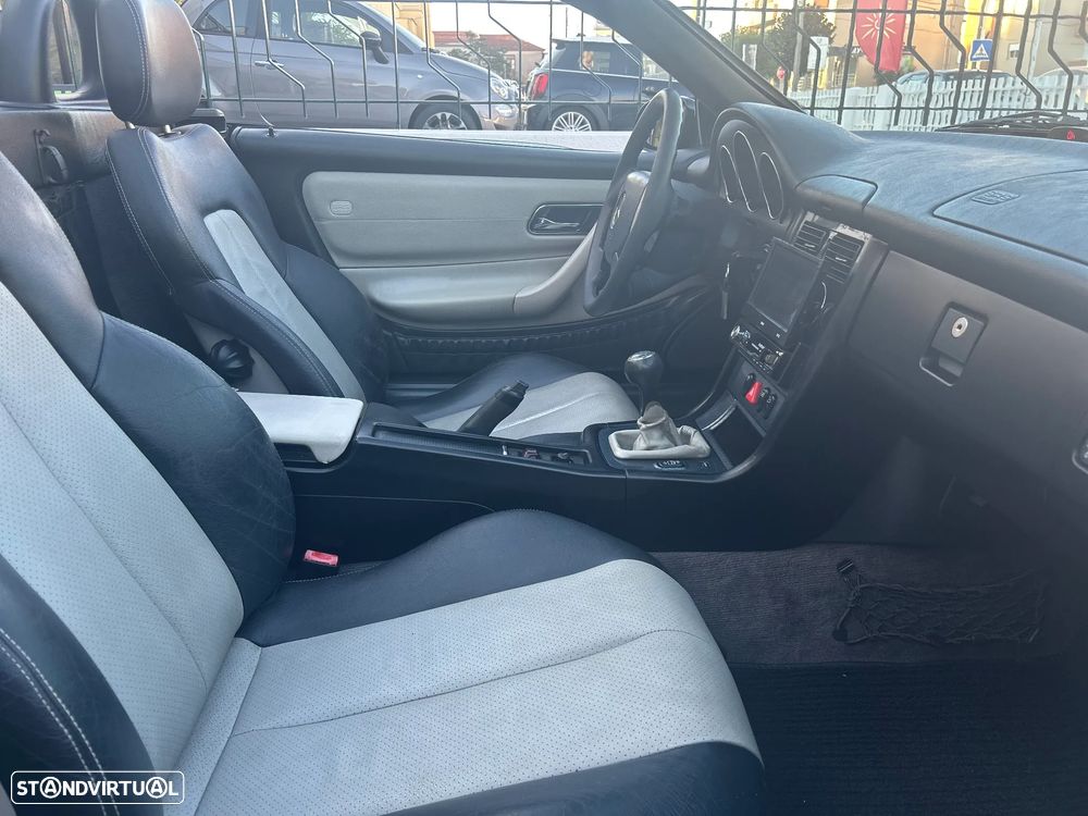 Mercedes-Benz SLK 200 Kompressor - 21
