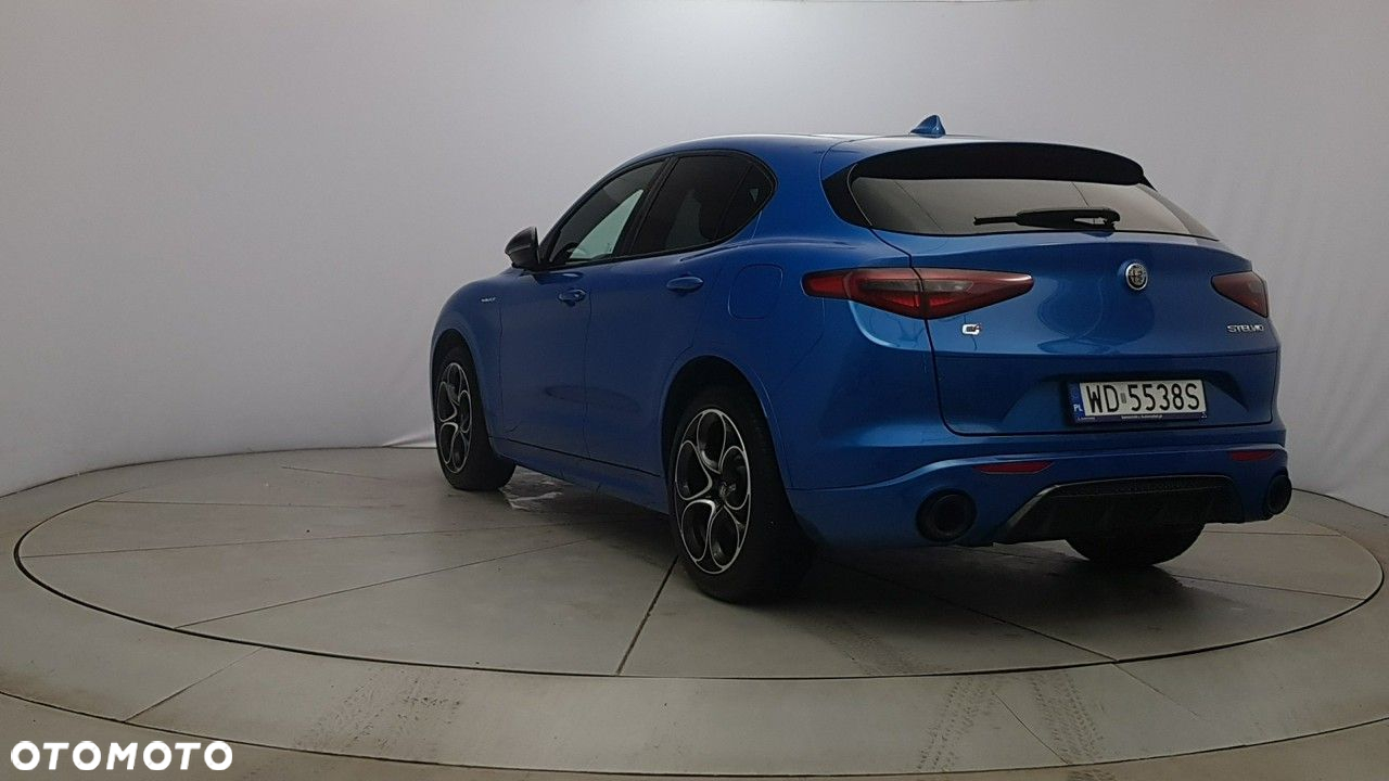 Alfa Romeo Stelvio - 5
