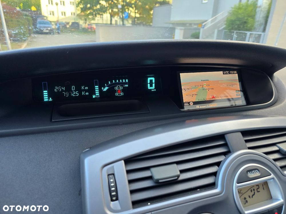 Renault Scenic - 12