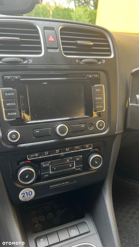 Volkswagen Golf VI 2.0 TDI Comfortline - 15