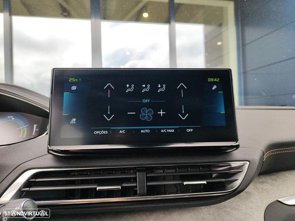 Peugeot 3008 1.6 Hybrid GT e-EAT8 - 32