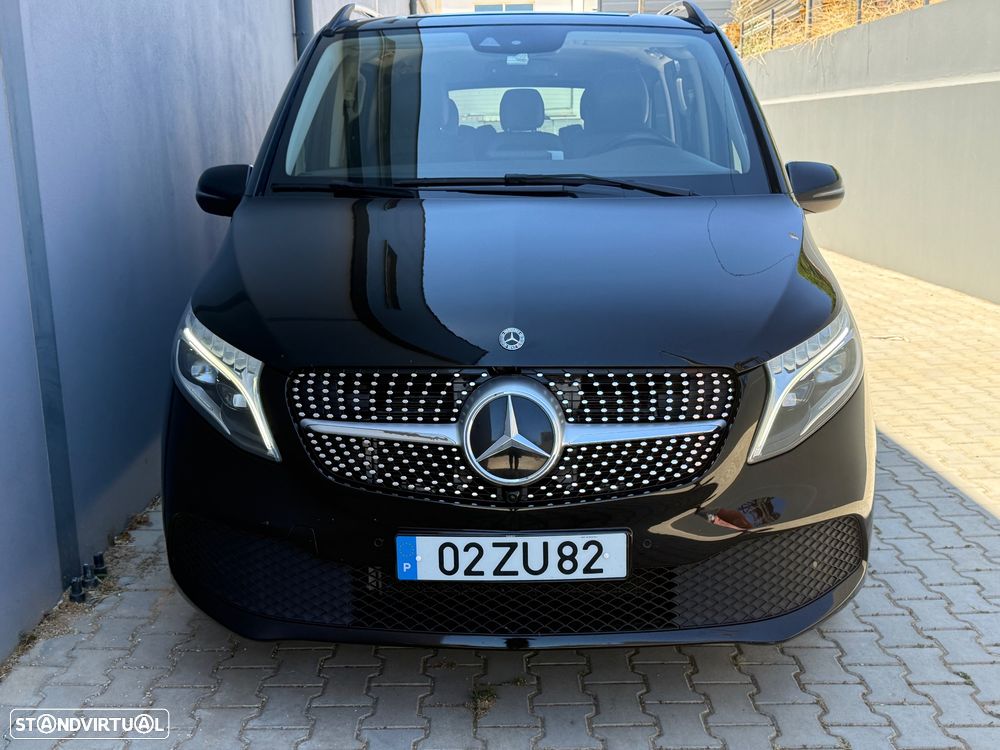 Mercedes-Benz V 300 d Longo Avantgarde - 4