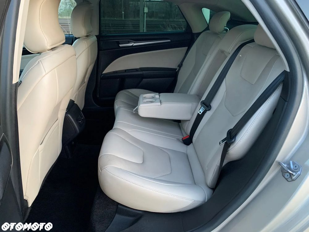 Ford Mondeo - 19