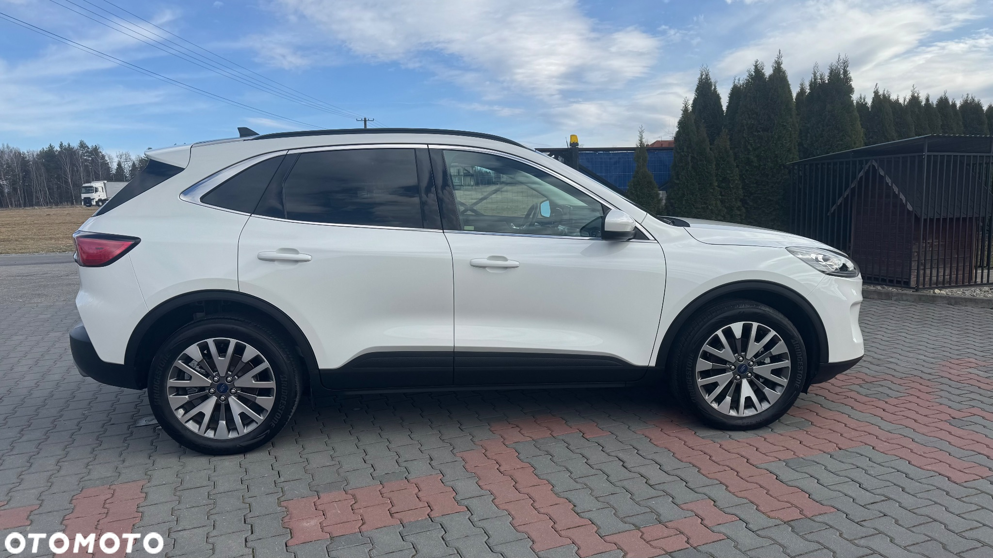 Ford Escape 2.0 EcoBoost AWD Titanium - 14