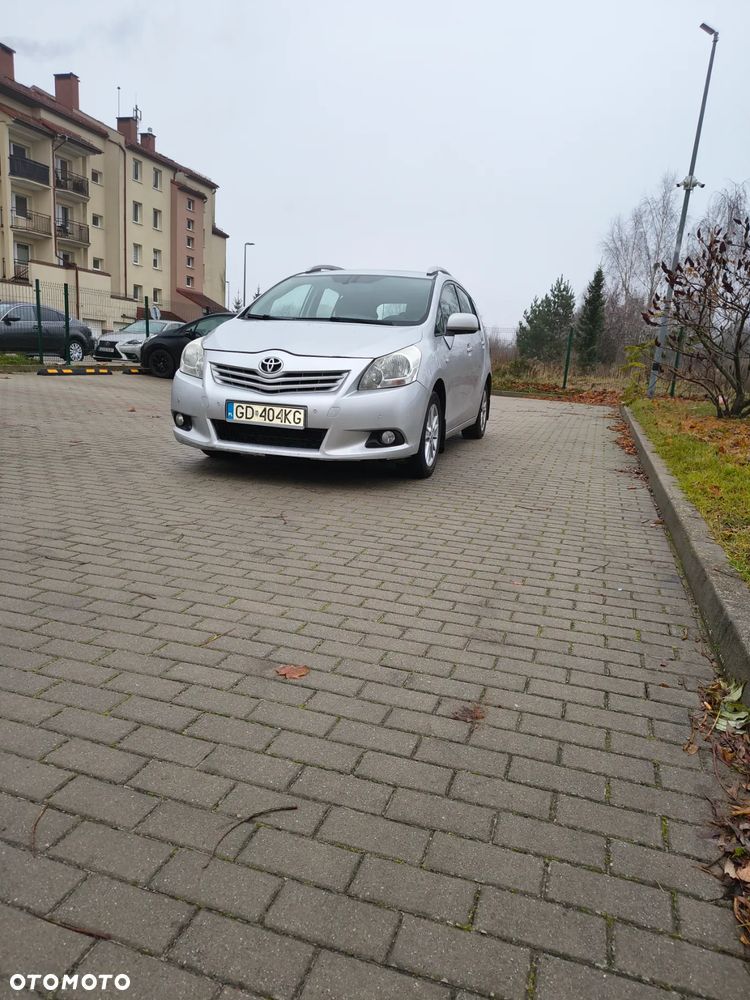 Toyota Verso 1.6 Edition - 4