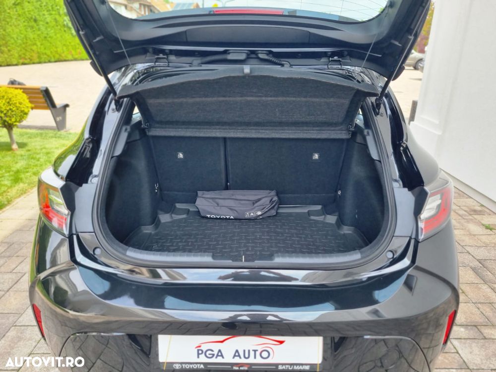Toyota Corolla 1.8 Hybrid Comfort - 9