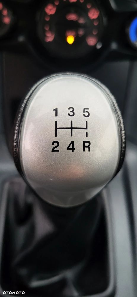 Ford Fiesta 1.25 Ambiente - 27