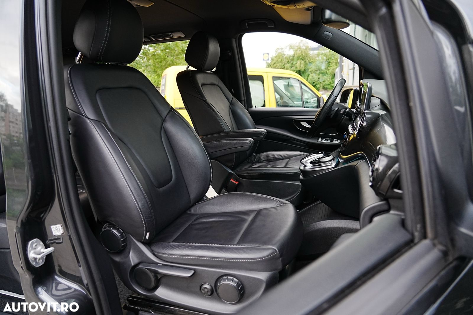 Mercedes-Benz V 220 d kompakt 9G-TRONIC Edition 2020 - 12
