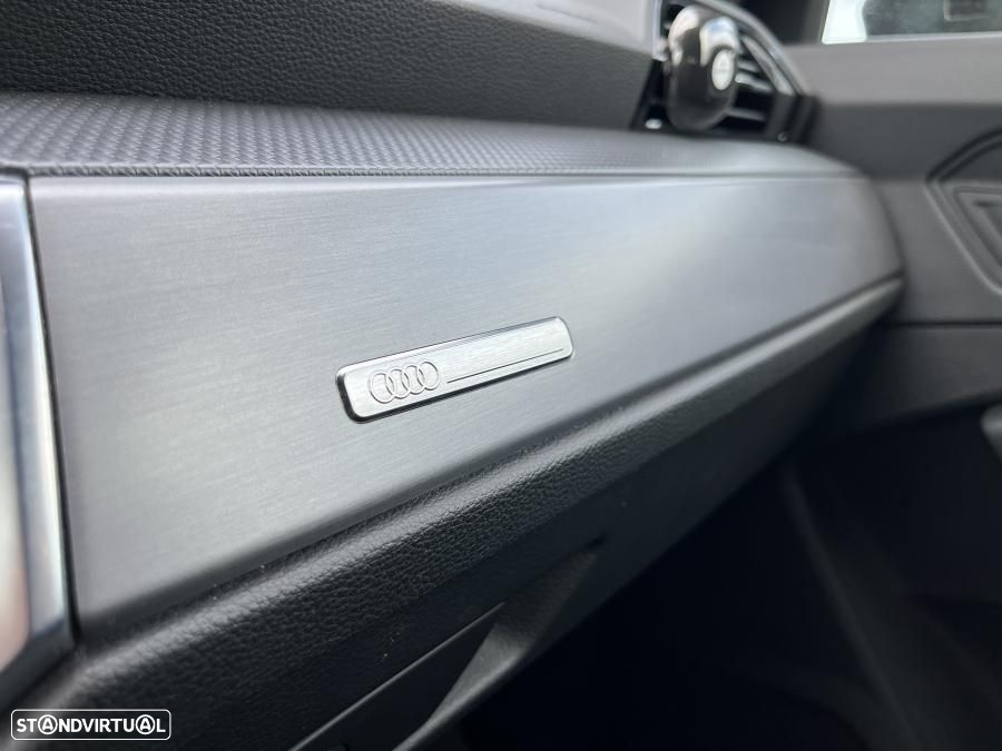 Audi Q3 45 TFSIe S line S tronic - 23