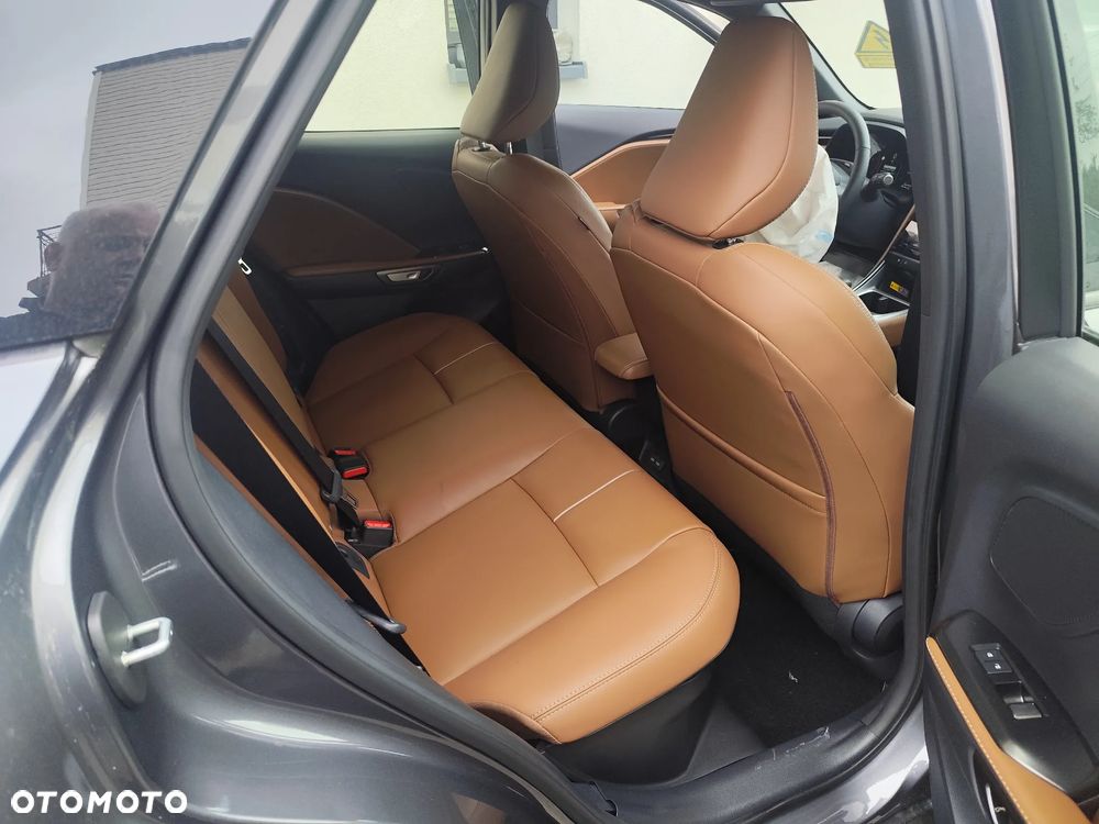 Lexus LBX 1.5 Hybrid - 21