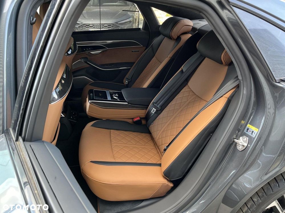 Audi S8 - 21
