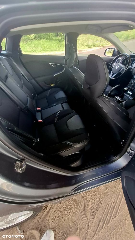 Volvo V40 D4 Kinetic - 20