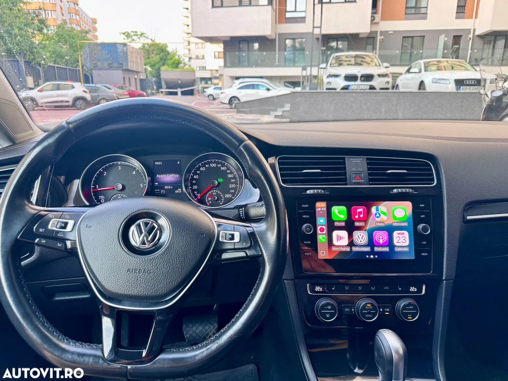 Volkswagen Golf 1.6 TDI DPF BMT DSG Comfortline - 5