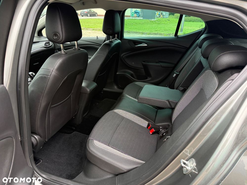 Opel Astra 1.5 CDTI Edition S&S - 17