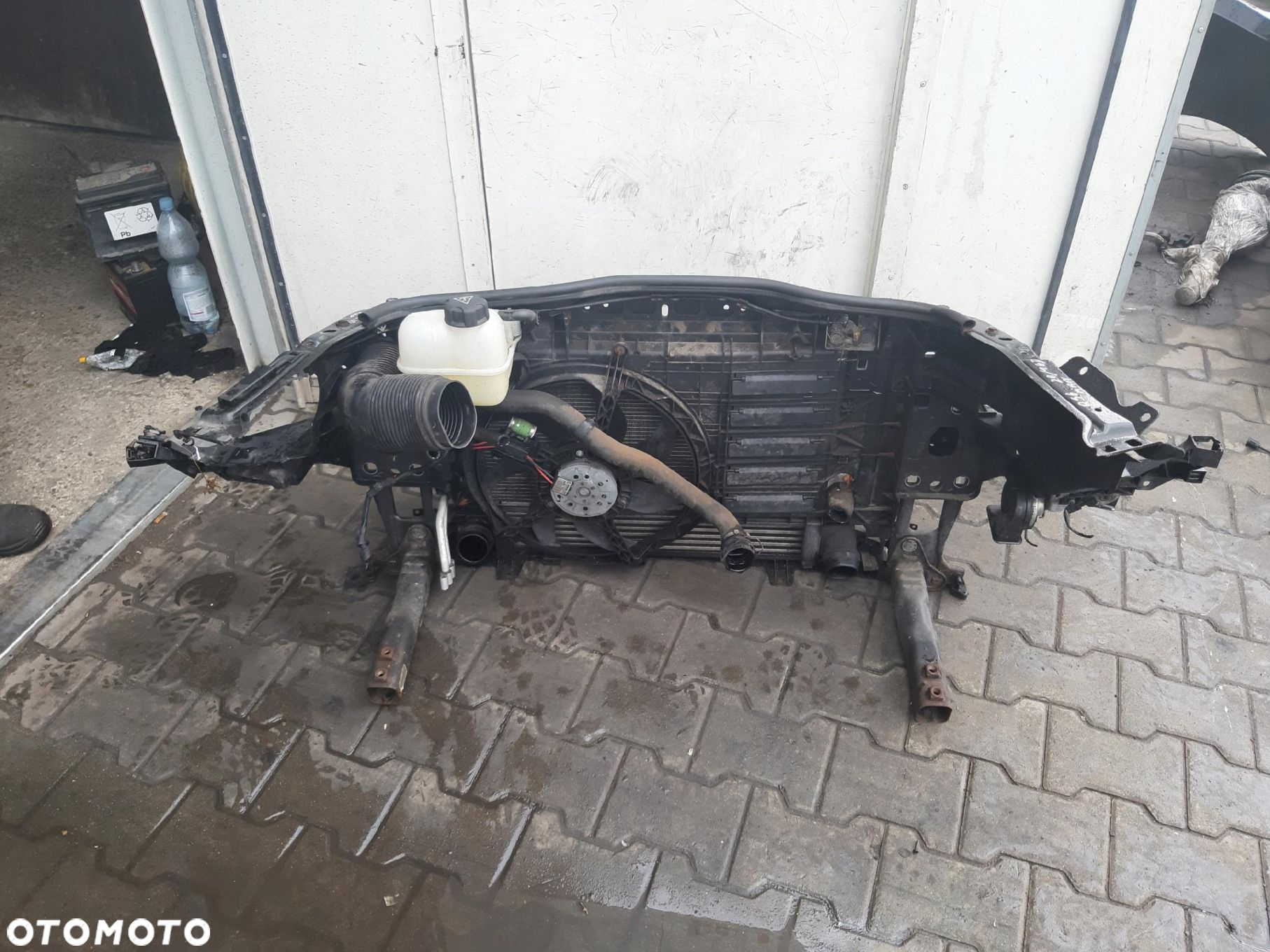 MINI COOPER R56 06-13r 1.6 D PAS PRZEDNI CHŁODNICE - 2
