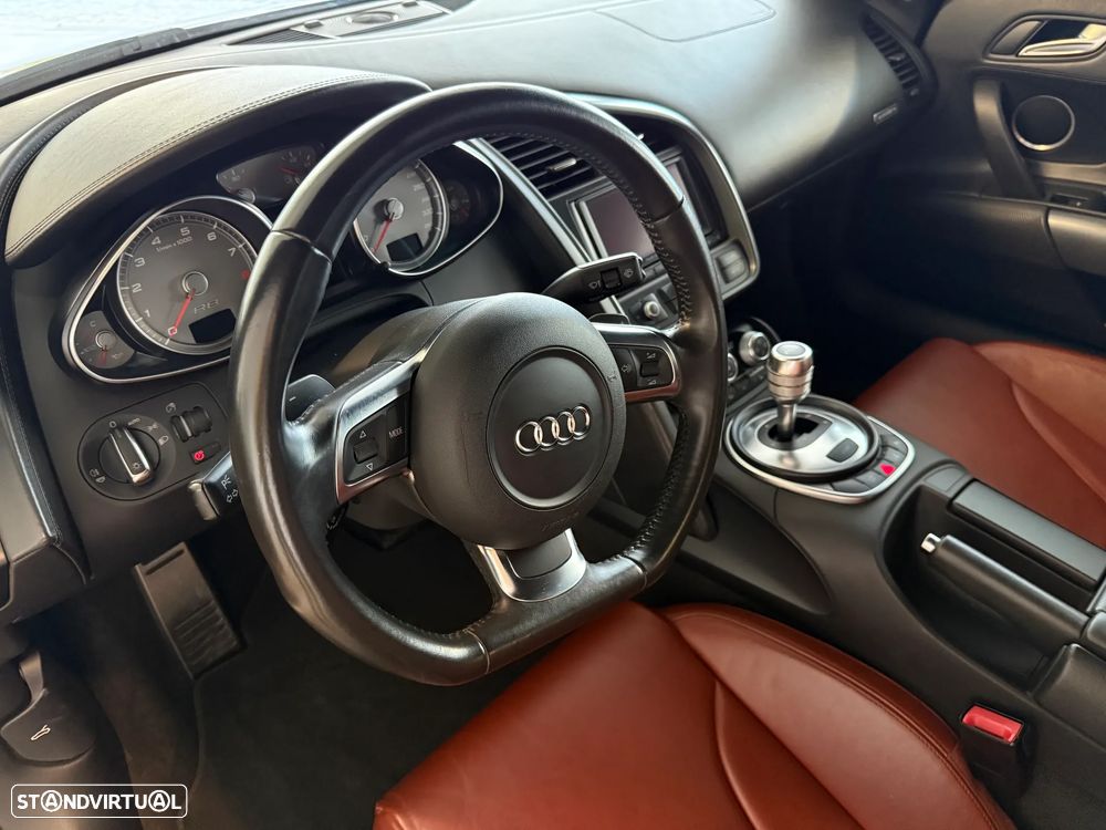 Audi R8 Coupé 4.2 FSI quattro R tronic - 8