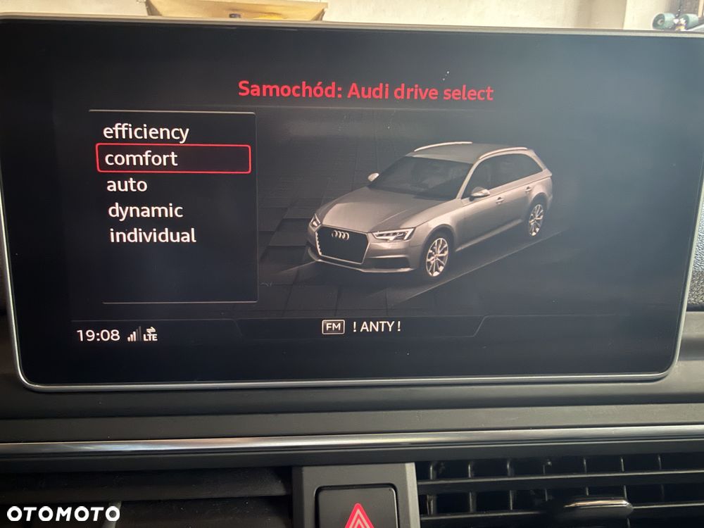 Audi A4 Avant - 32