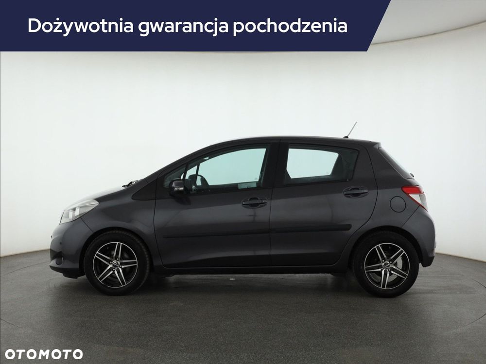 Toyota Yaris - 4