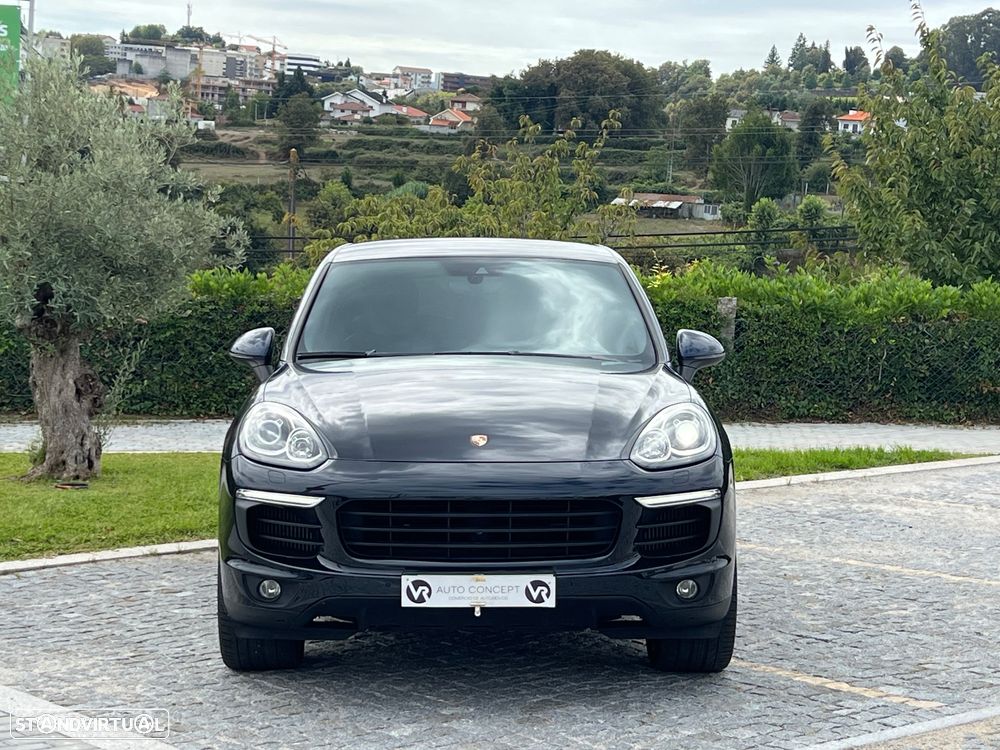 Porsche Cayenne Diesel Platinum Edition - 3