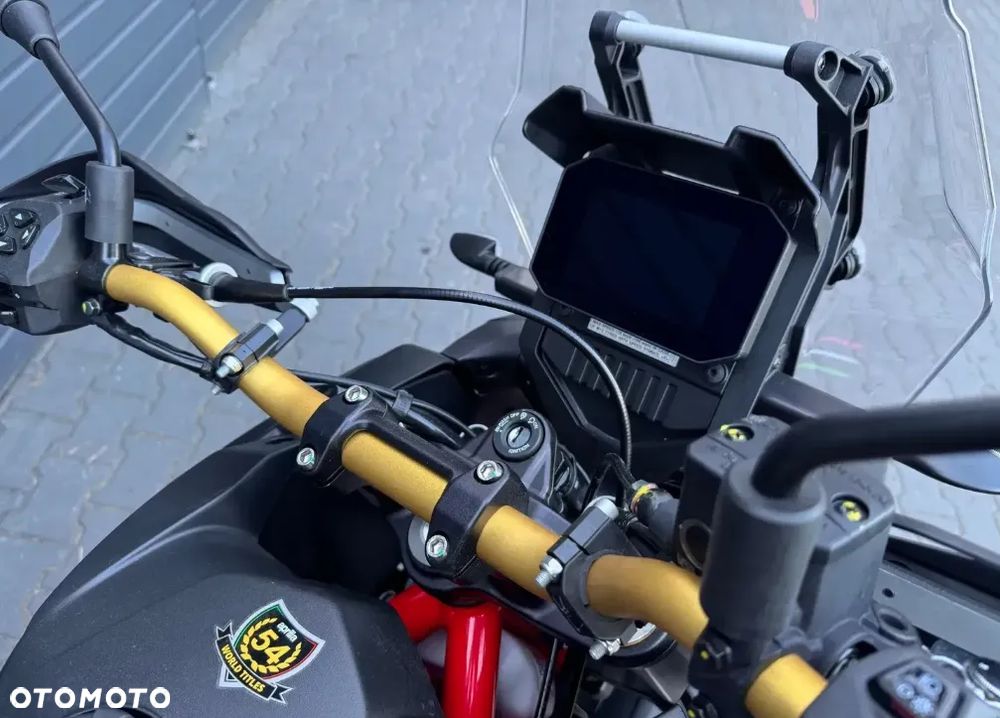 Aprilia Tuono - 4