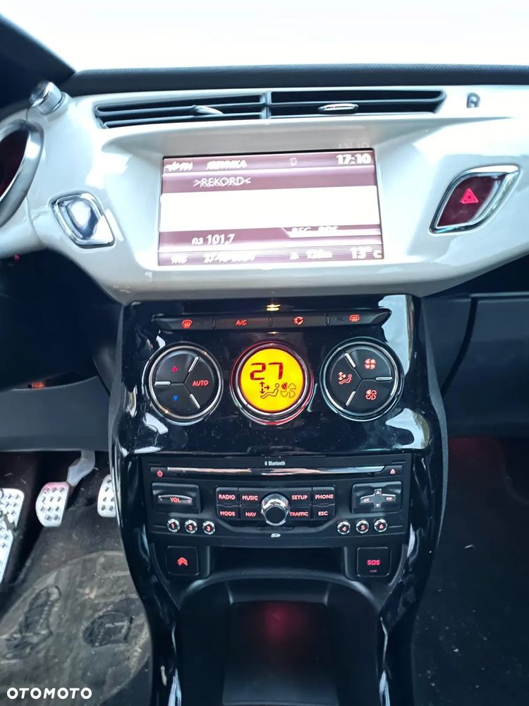 Citroën DS3 1.6 THP SportChic - 10