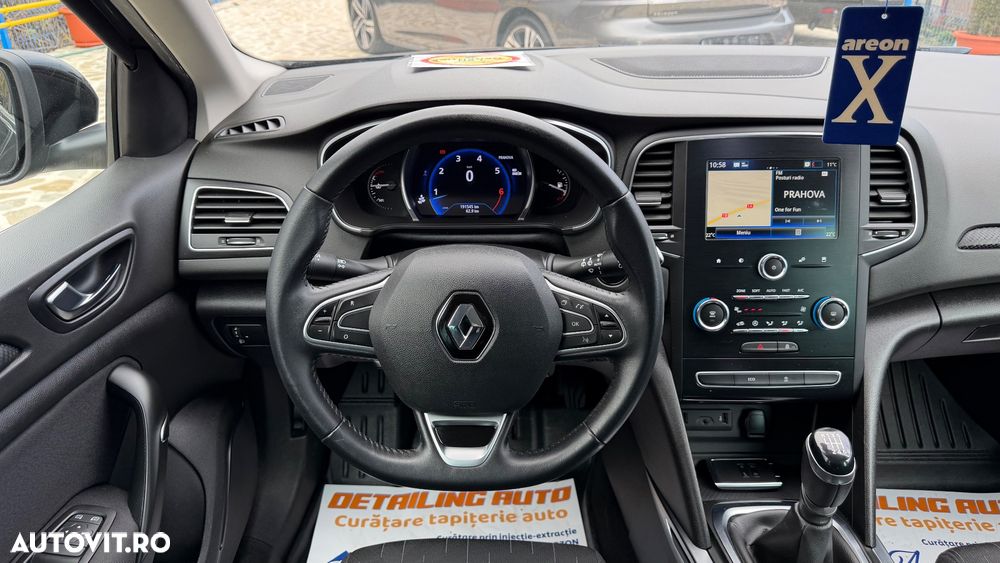 Renault Megane Grandtour TCe 140 GPF LIMITED - 9