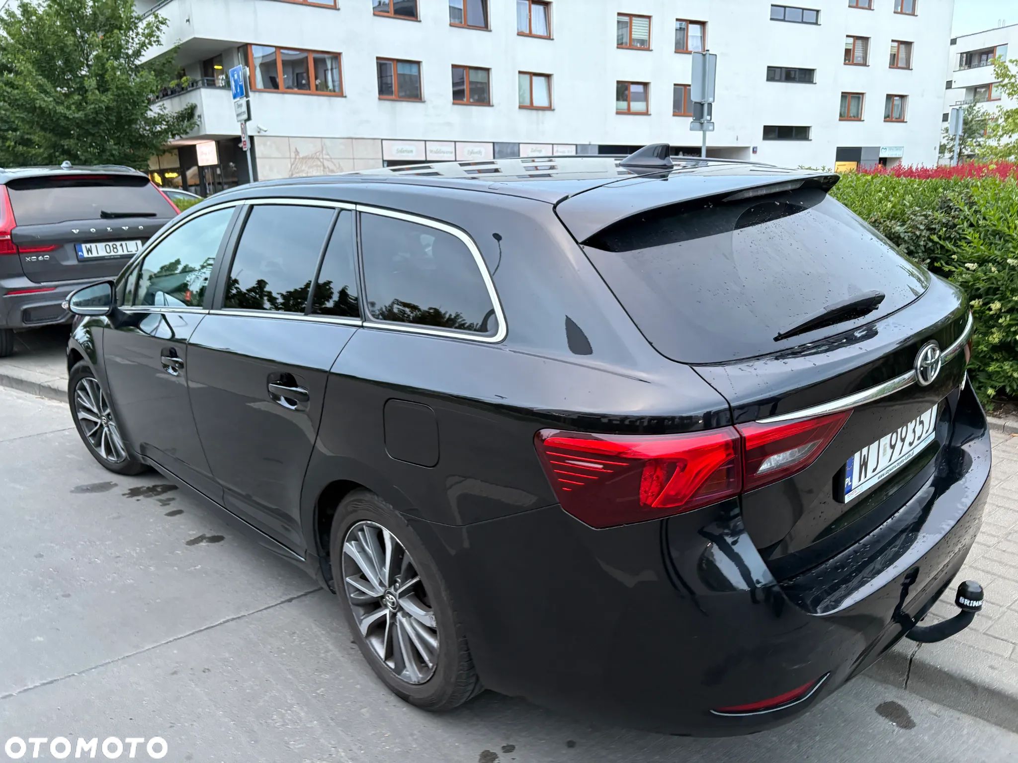 Toyota Avensis 1.8 Premium MS - 1