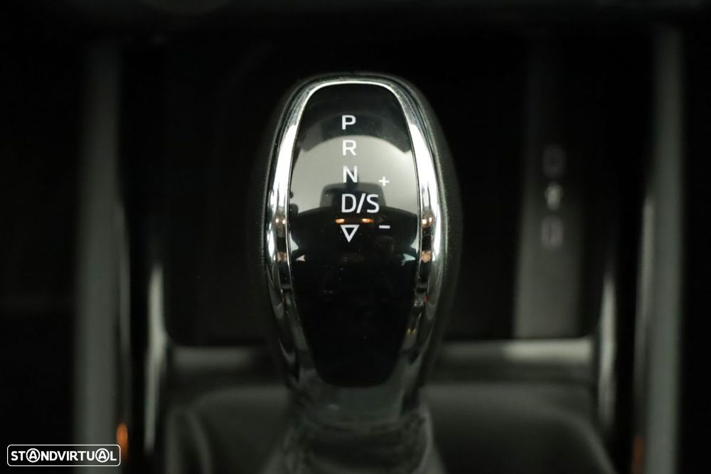 Skoda Kamiq 1.0 TSI DSG — fotografia 13