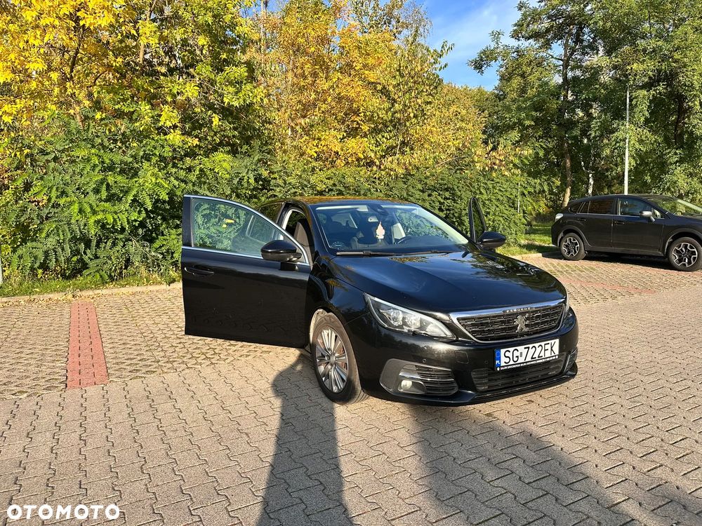 Peugeot 308 1.6 BlueHDi Allure S&S - 2