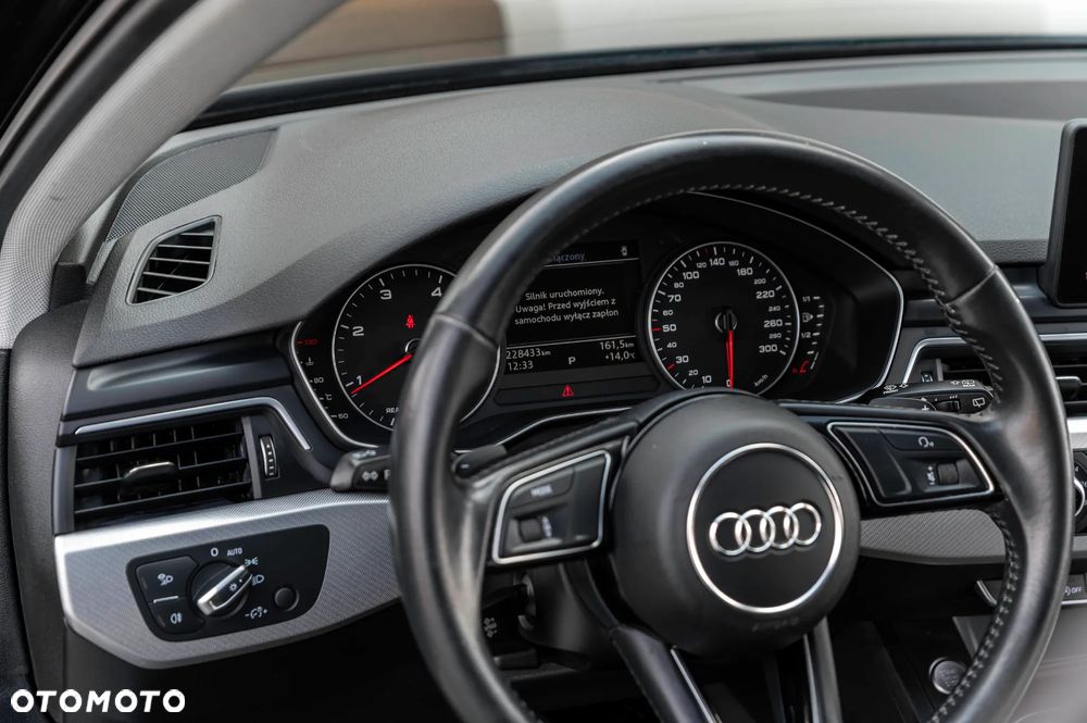 Audi A4 Avant 2.0 TDI ultra S tronic sport - 31