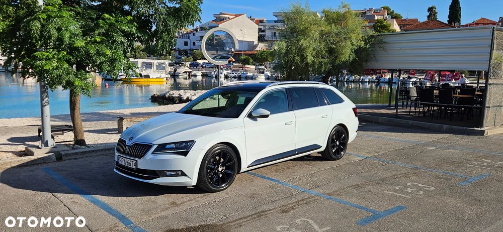 Skoda Superb 2.0 TDI DSG Style - 1