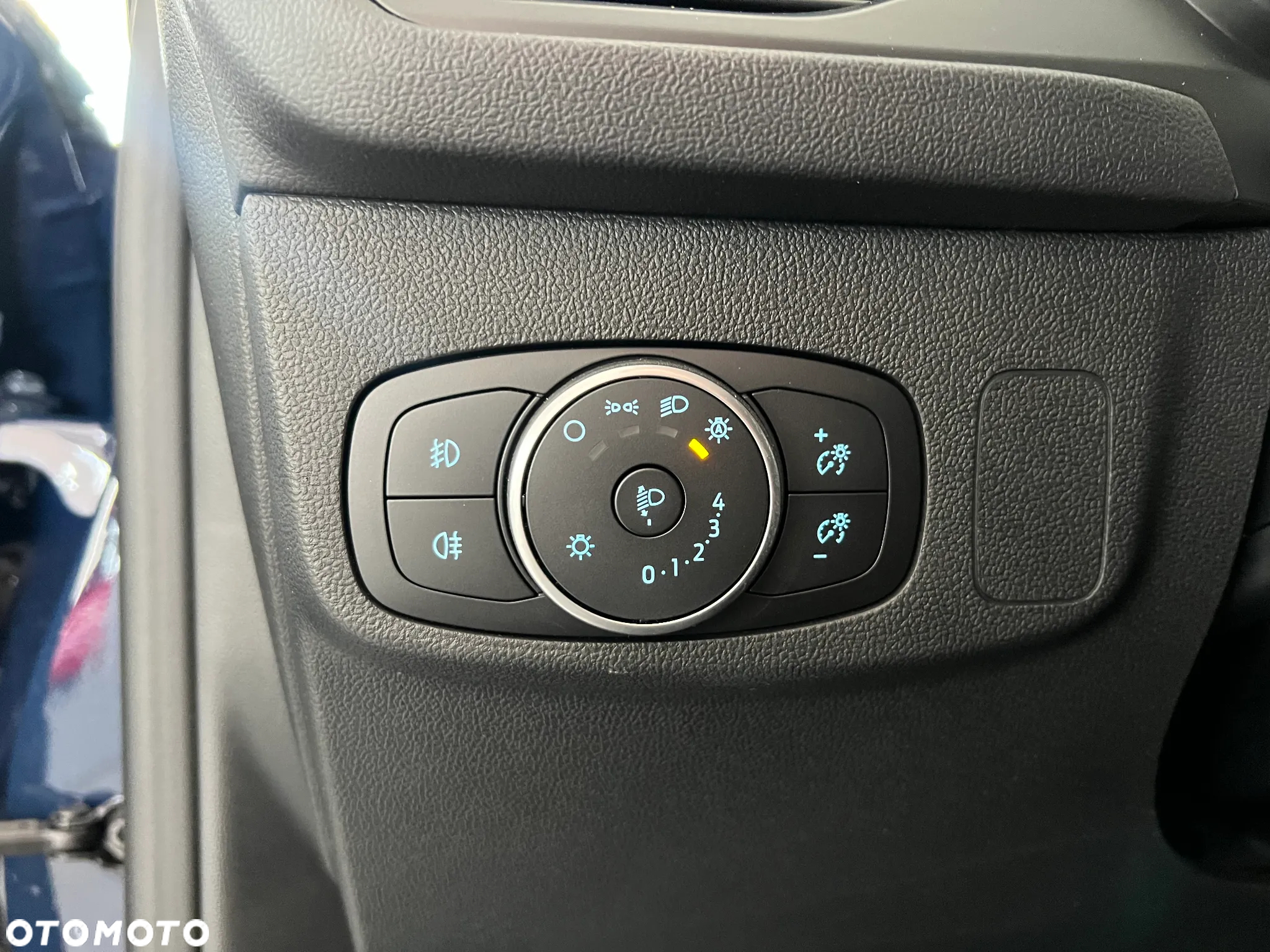 Ford Focus 1.0 EcoBoost Titanium Business - 22