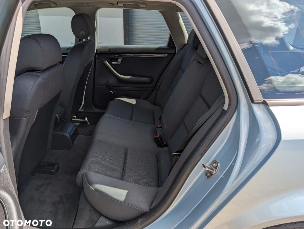 Audi A4 Avant 1.8T - 35