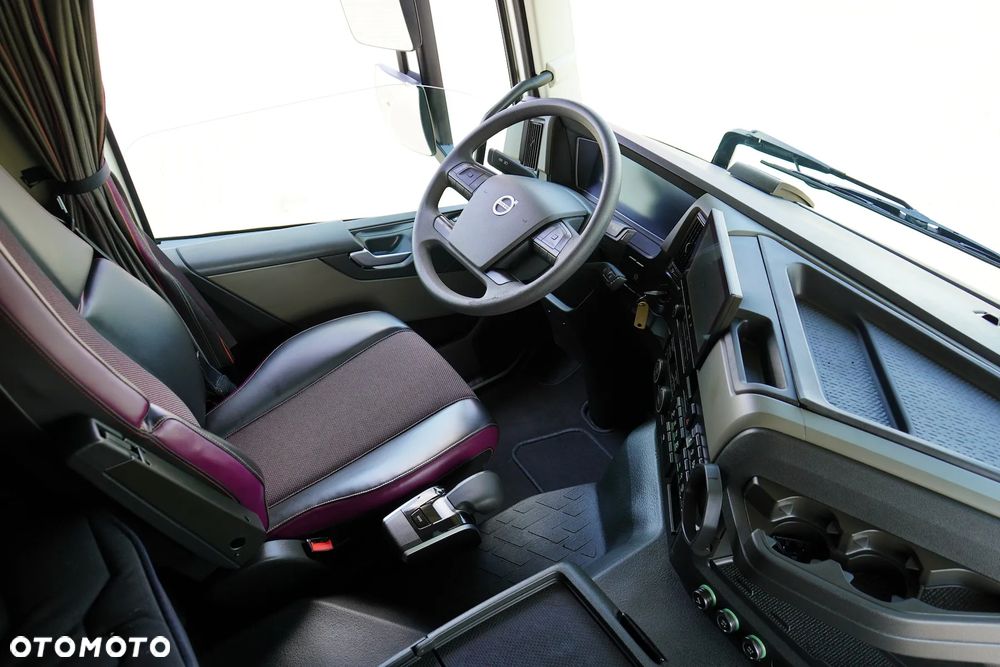 Volvo FM / 460 / E 6 / ACC / PEŁNY ADR / LEKKI / 6640 KG / HYDRAULIKA / PTO - 13