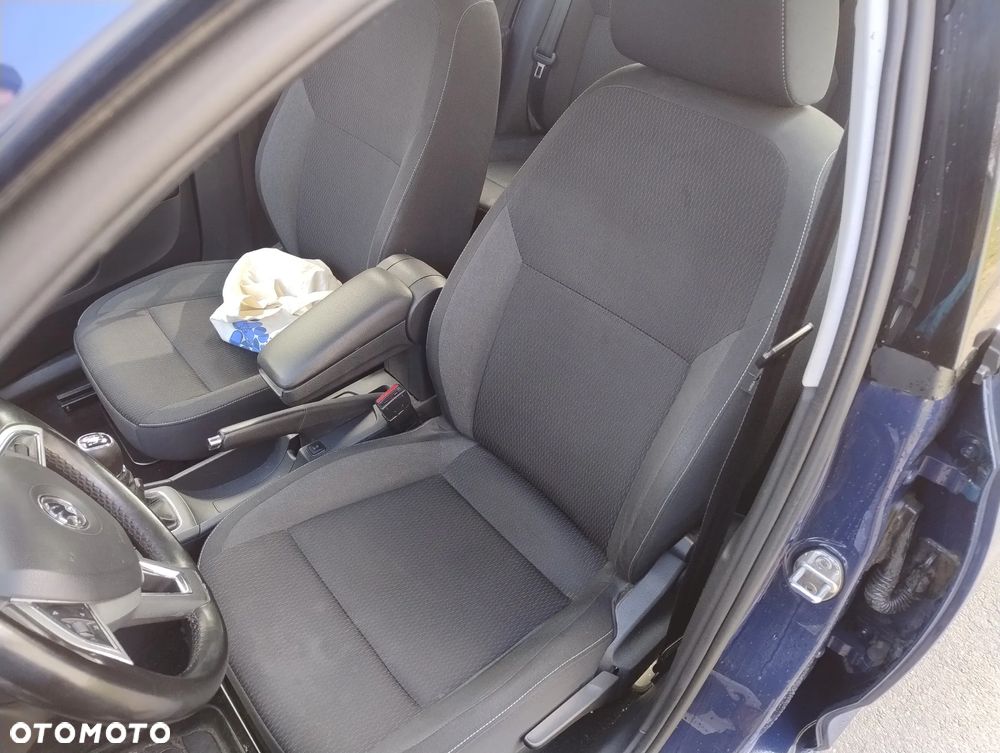 Skoda RAPID 1.2 TSI Edition - 4