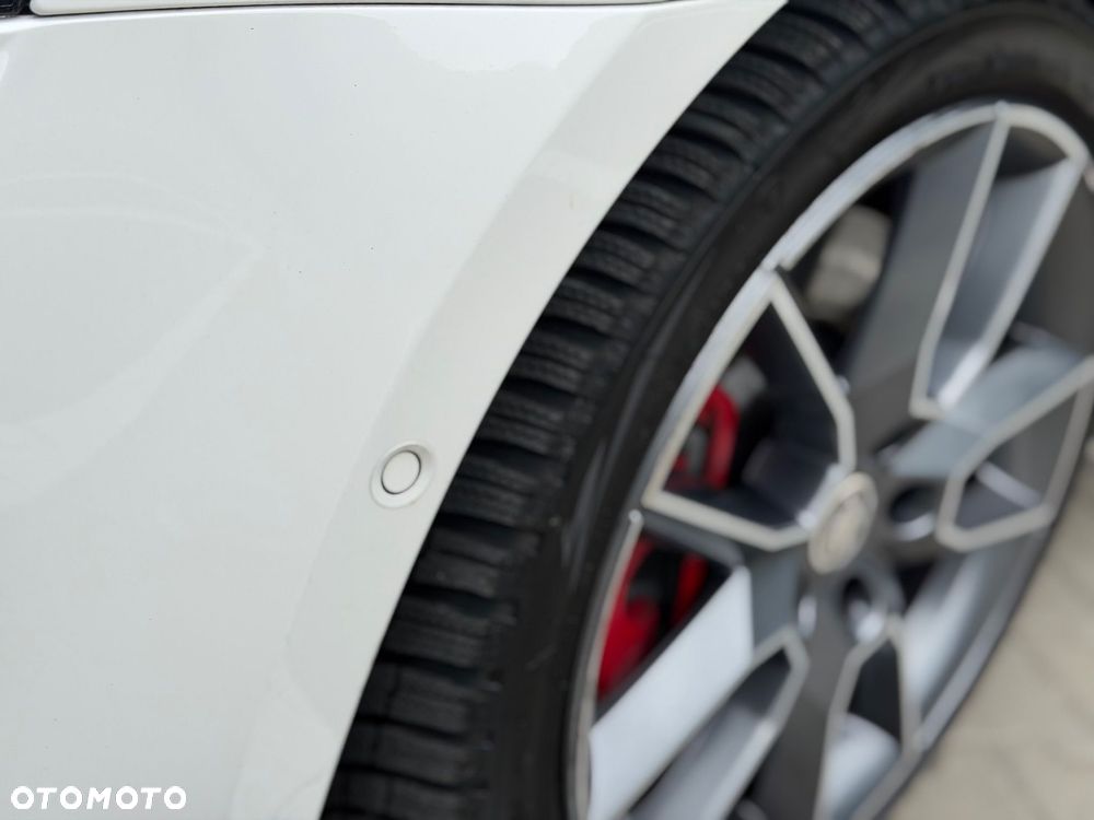 Skoda Octavia 2.0 TDI DSG RS - 14