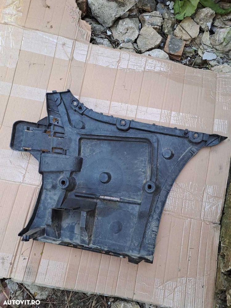 Suport stanga bara spate Bmw seria 5 G30 cod 51127387299 - 1